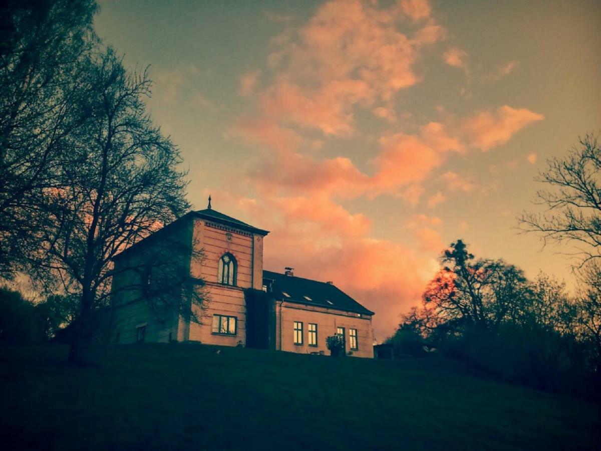 Historisches Gebaeude " Rentmeisteramt" Basedow Basedow  Zewnętrze zdjęcie